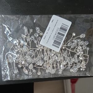 Elegant Silver Crystal Hair Accessory